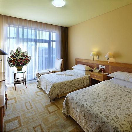 Rghcm Garden Resorts Beijing Bagian luar foto
